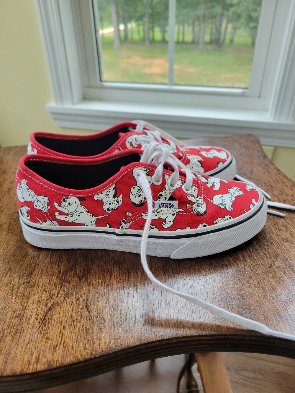 Vans Disney 101 Dalmatians Print Canvas Sneakers - Picture 9 of 11